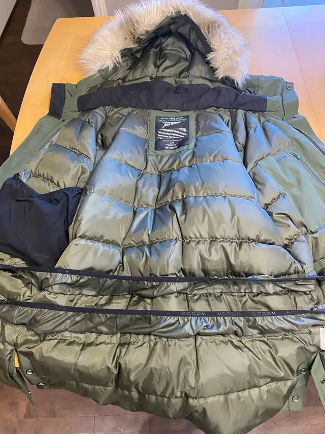 Woods men’s 3/4 length winter parka. in Men's in Calgary - Image 3