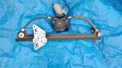 $10.oo for the Right Rear REGULATOR on a quad cab 2003 Dakota. Also fits 2001-2004. I powered it and...