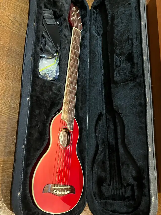 Washburn Rover RO10TR in Guitars in City of Montréal - Image 2