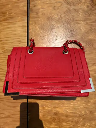 Red Purse, View more