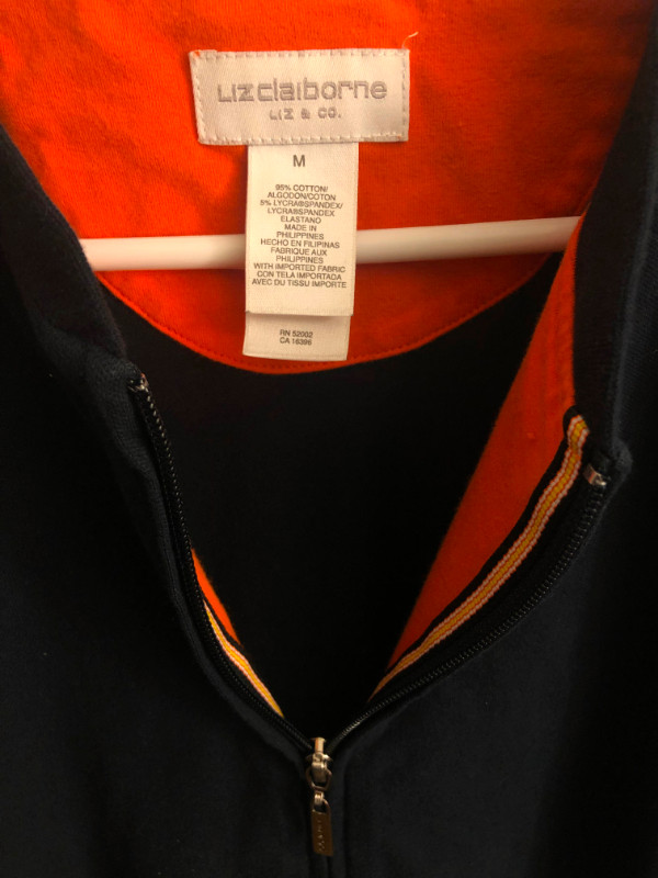 Liz Claiborne Light Jacket in Women's - Tops & Outerwear in Calgary - Image 2