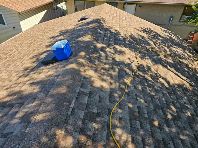 Roofer available for $35/bundle for pitches 6/12 and under443342064441763841