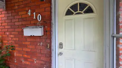 Spacious & Fully Furnished 5+1Bedroom Home for Rent. Welcome to this well-maintained and fully furni...