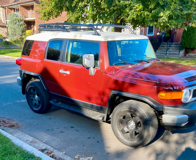 Toyota FJ cruiser 2008    218 348 km  in Cars & Trucks in City of Toronto - Image 2