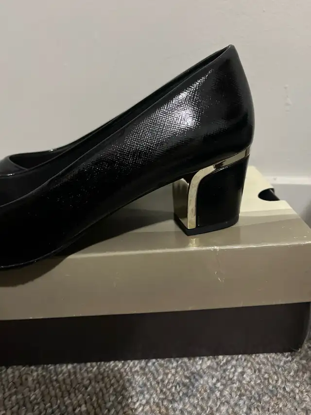black high heels shoes in Women's - Shoes in Edmonton - Image 3