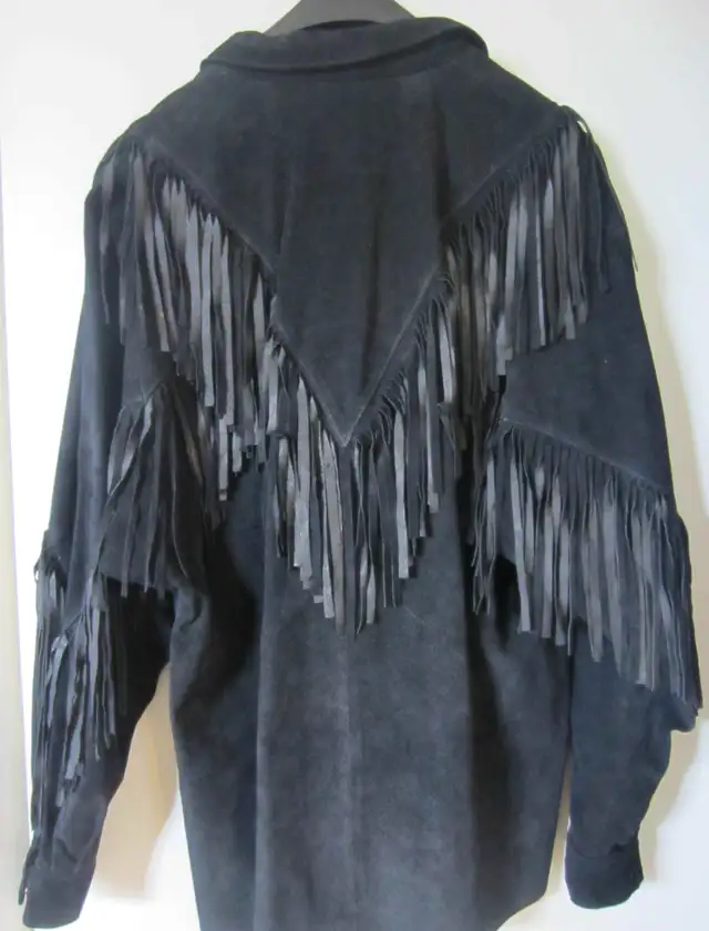 Women’s Black  Suede Leather Jacket in Women's - Tops & Outerwear in City of Toronto - Image 6