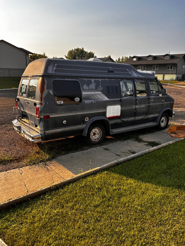1978 dodge b 250 camper van RVs & Motorhomes Lloydminster Kijiji