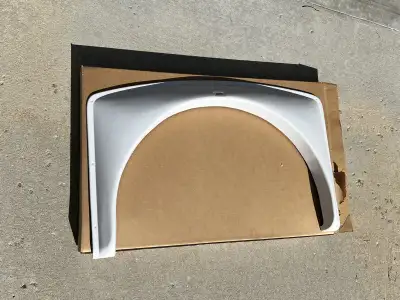 Upgrade or replace your RV's fender skirt with this brand new Gulf Stream Single Fender Skirt Ikon F...