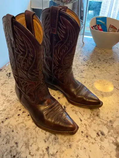 SANCHO WOMENS COWBOY BOOTS SIZE 36, View more