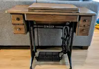 Refinished 1924-36 Singer Sewing Machine