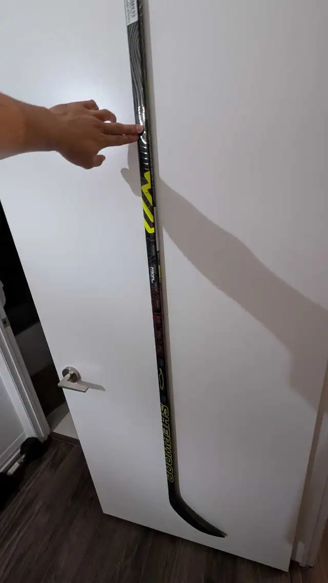 New Sherwood Rekker Legend hockey stick in Hockey in Markham / York Region - Image 6