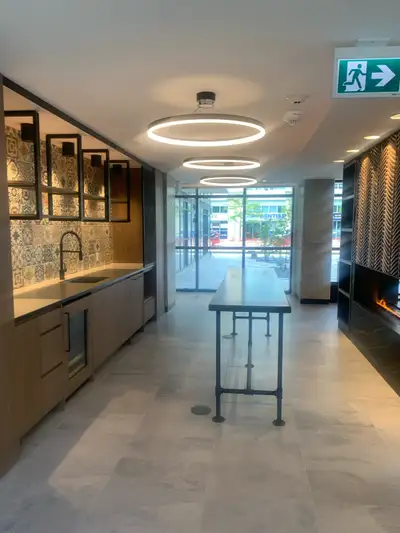 1 bedroom luxury condo for rent in Etobicoke