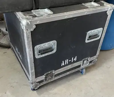 AR-14 Amp rack 11 space 18” H. in a foam case, View more