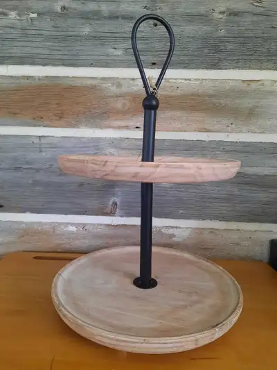 plateau rustique neuf  2 étages, View more