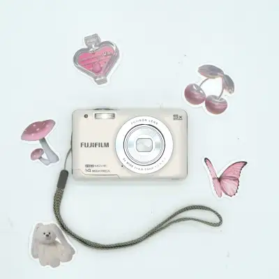 Fujifilm FinePix JX600 - White Français/English Follow our instagram for more cameras digis.mtl ✨Pri...