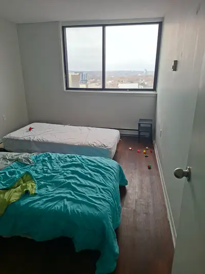 Private room available in a shared apartment Walking distance to Dal Smu and downtown On many major...