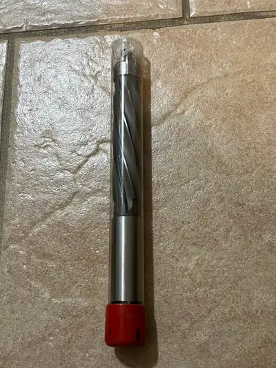 For sale is an Expandable Reamer 7/8" #850 MR & T Co. Tool for Machinists. I have a lot more tools,...