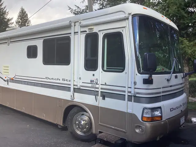 1999 NEWMAR DUTCH STAR in RVs & Motorhomes in Nelson - Image 2