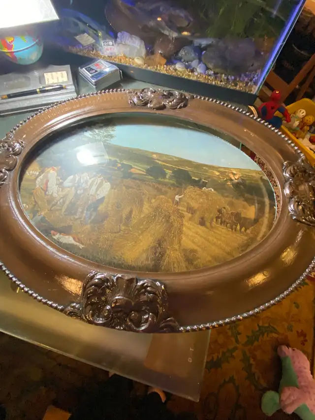 Antique Brown Frame Oval Wood Bubble Glass Carved Convex Ornate in Arts & Collectibles in Vancouver - Image 11