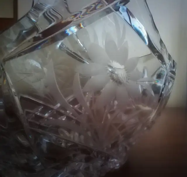 Panier en cristal de Bohème - années 1950 in Kitchen & Dining Wares in Trois-Rivières - Image 3
