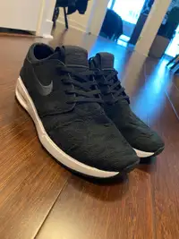 Nike SB Air Max Janoski 2 Size 10 Men’s Black & White