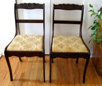 DEUX CHAISES DUNCAN PHYFE "ROSE BACK" PAIR of CHAIRS c.1940