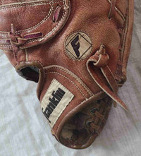 Franklin Sports Baseball Fielding Glove