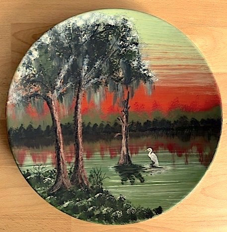 TERRACOTTA HAND-PAINTED DECORATIVE ART PLATE ON WIRE STAND - $15 in Home Décor & Accents in Winnipeg - Image 2