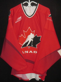 1996-98 CANADA NATIONAL HOCKEY TEAM BAUER JERSEY (HOME) XL