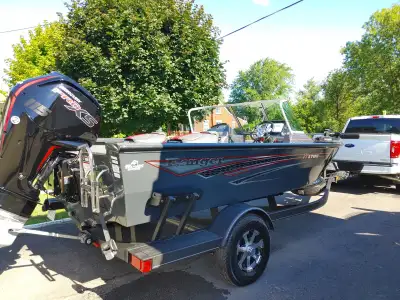 2021 Range vs1782wt (17,8 pieds) avec moteur Mercury 115 Pro Xs, comprend: Moteur électrique neuf (M...