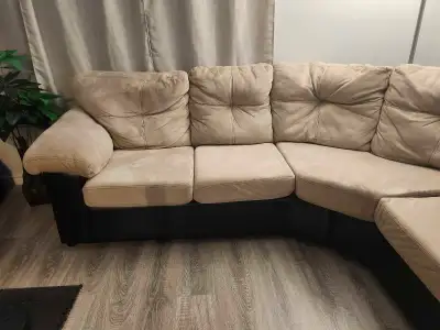 Sectional sofa. Excellent condition Pet free/smoke free home Roughly 8ft by 8ft Pick up only Asking...