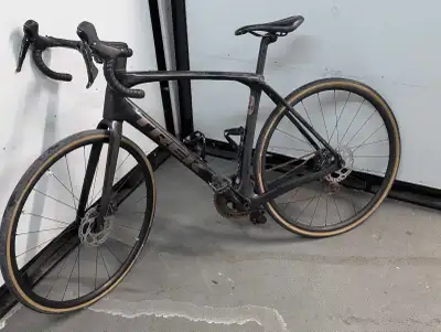 Trek Domane SL 5 Gen 4 (MK IV) – 56cm /L Carbon Endurance Road, View more