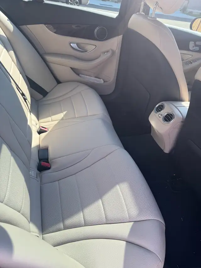 2015 Mercedes c-300 75,000KM in Cars & Trucks in Abbotsford - Image 10