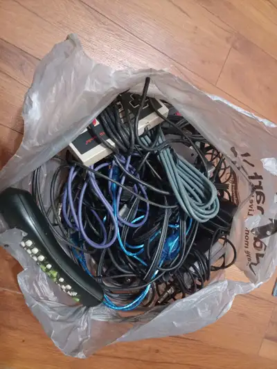 Console cords and wires SNES/N64/PS1/Etc, View more