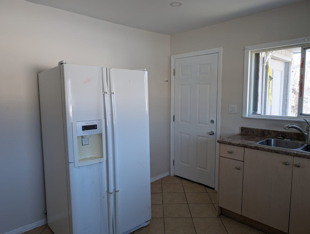 In Merritt BC, 3 Bedroom 1 Bath for $2200 + Utilities in Long Term Rentals in Vernon - Image 4