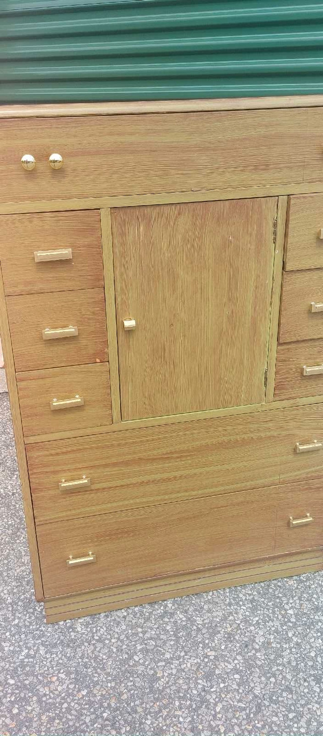 Huge tallboy dresser in Dressers & Wardrobes in Ottawa - Image 2
