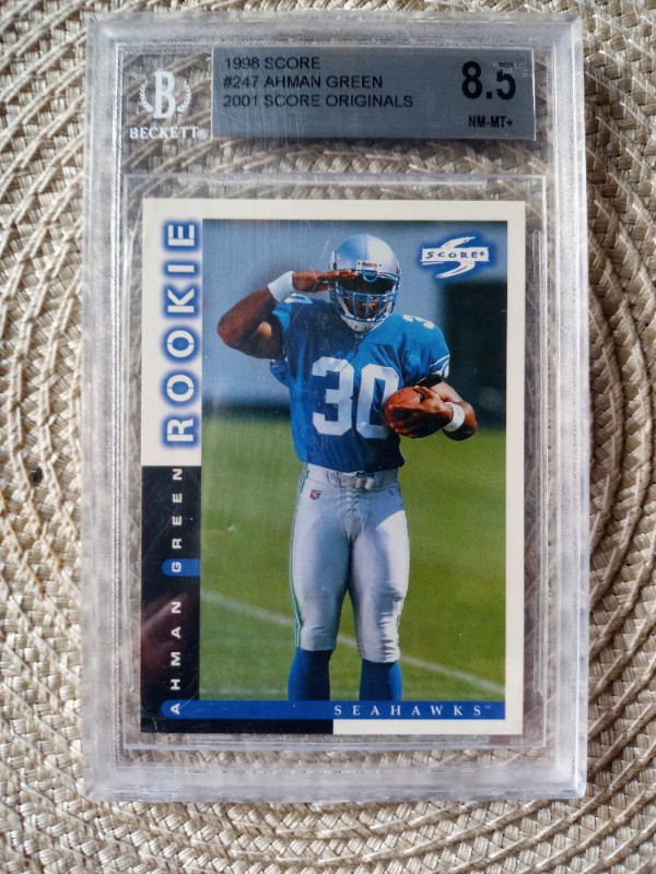 1998 Score Ahman Green 247 BGS 8.5 NM-MT Rookie Seahawks Seattle in Arts & Collectibles in St. Catharines - Image 2