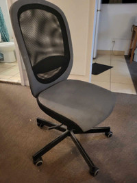 Almost new comfy chair