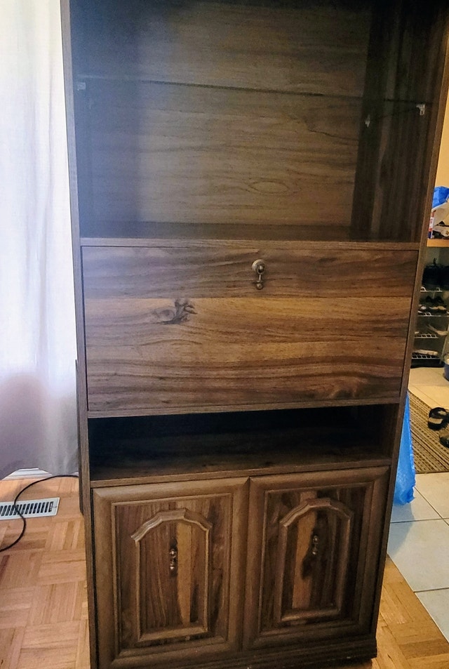 China & bookcase Free Stuff Edmonton Kijiji