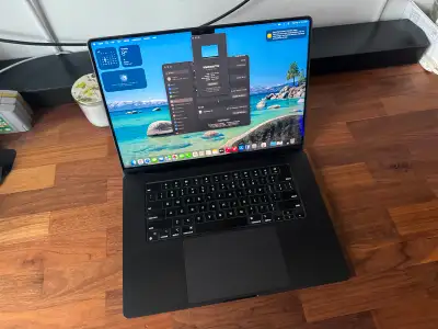 New M4 Max Macbook Pro 16" 48GB 1TB 40Core GPU, View more