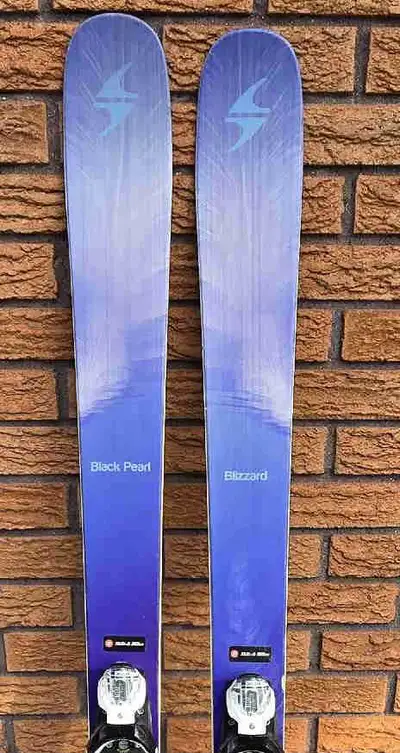 Black Pearl Skis, View more