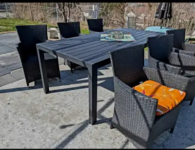 PATIO SET 6 CHAIRS & TABLE EXCELLENT CONDITION, View more