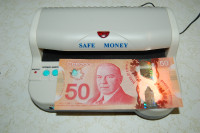 COUNTERFEIT MONEY DETECTOR BANK NOTES PAPER BILLS BILLETS