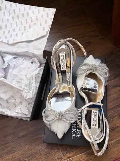 Brandnew never worn fancy dress shoes, View more
