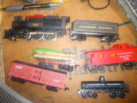 785 Canadian Pacific train set HO scale