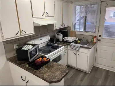 Chambre à louer dans un appartement équipée et meublé le prix est de 650$ à partir de décembre