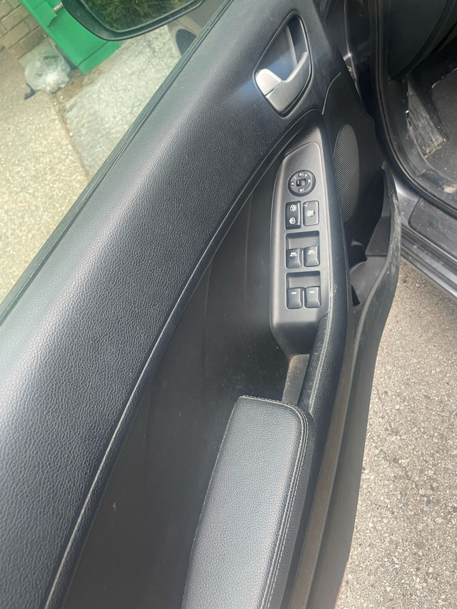 Kia forte 2018 (Low Kms) in Cars & Trucks in Mississauga / Peel Region - Image 2