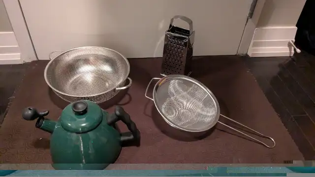 'Red Collection' Essential Kitchen Items542971406782320645
