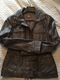 Danier women’s leather jacket 