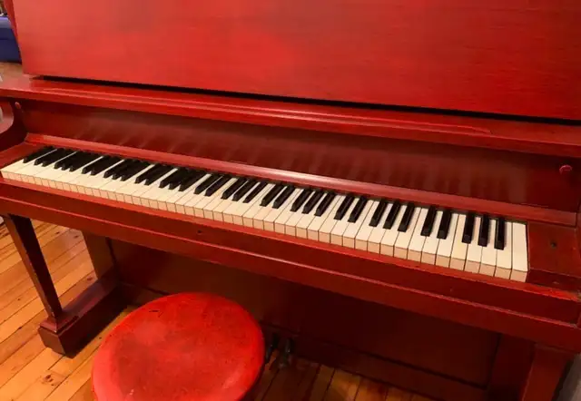 piano instrument in Pianos & Keyboards in City of Montréal - Image 3
